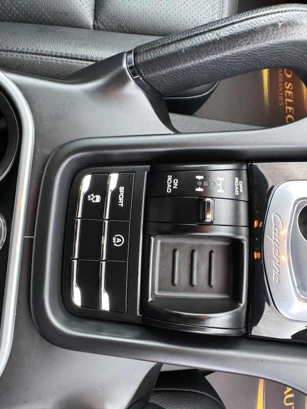 Used Porsche Cayenne 2013 for sale - 76223661: Photo 31