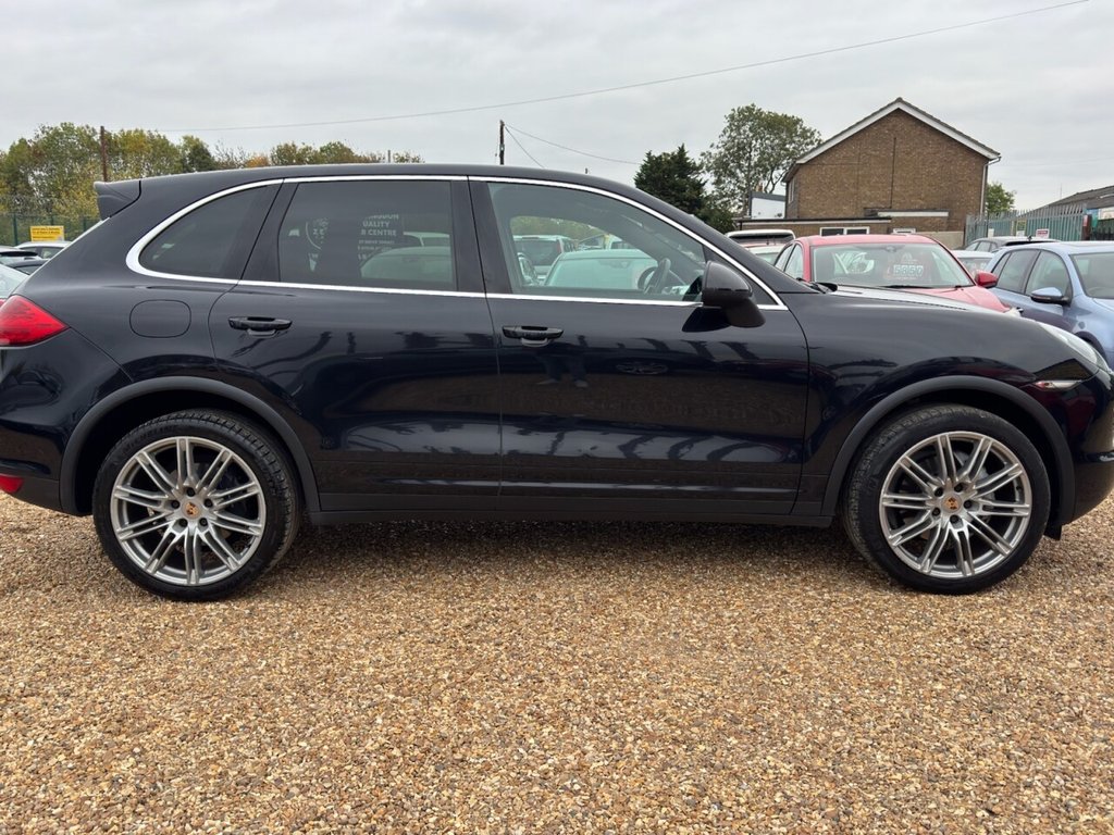 Used Porsche Cayenne 2013 for sale - 76223661: Photo 9