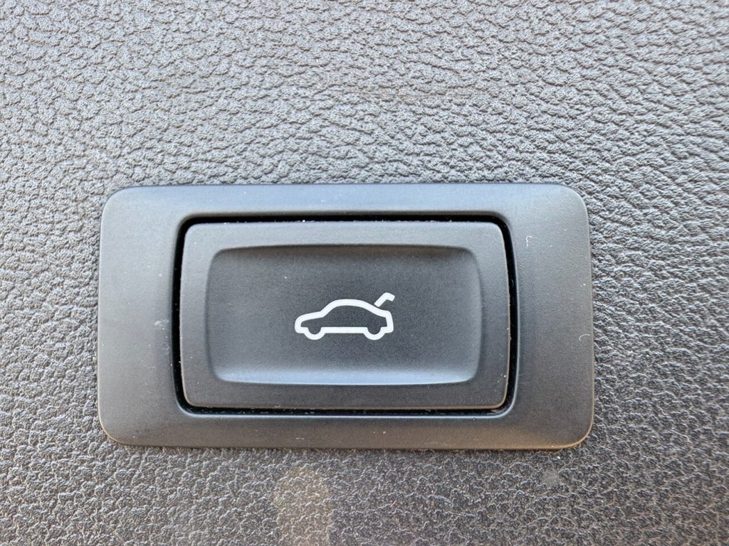 Used Audi A4 Avant 2015 for sale - 78167610: Photo 13