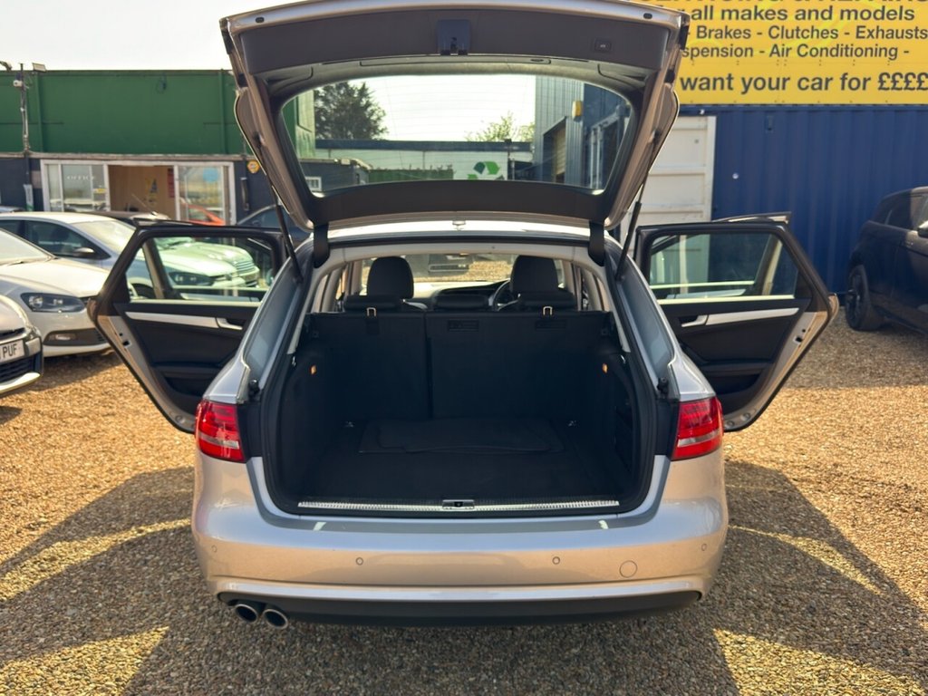 Used Audi A4 Avant 2015 for sale - 78167610: Photo 15