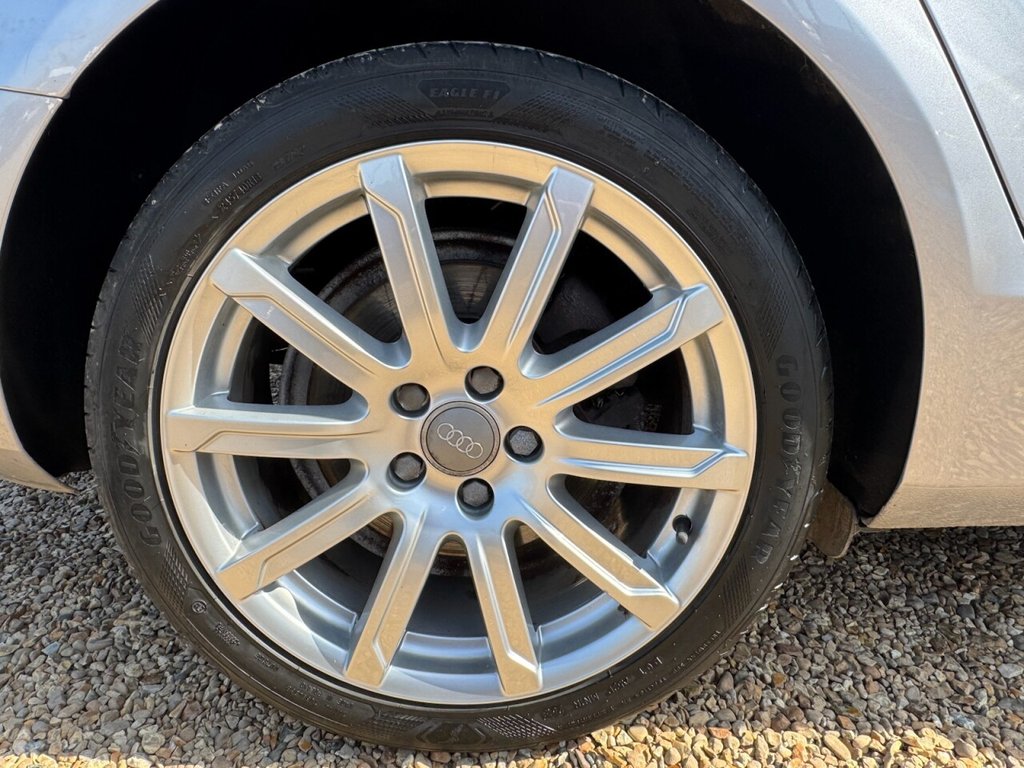 Used Audi A4 Avant 2015 for sale - 78167610: Photo 46