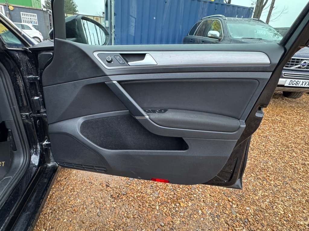 Used Volkswagen Golf 2015 for sale - 77609171: Photo 15