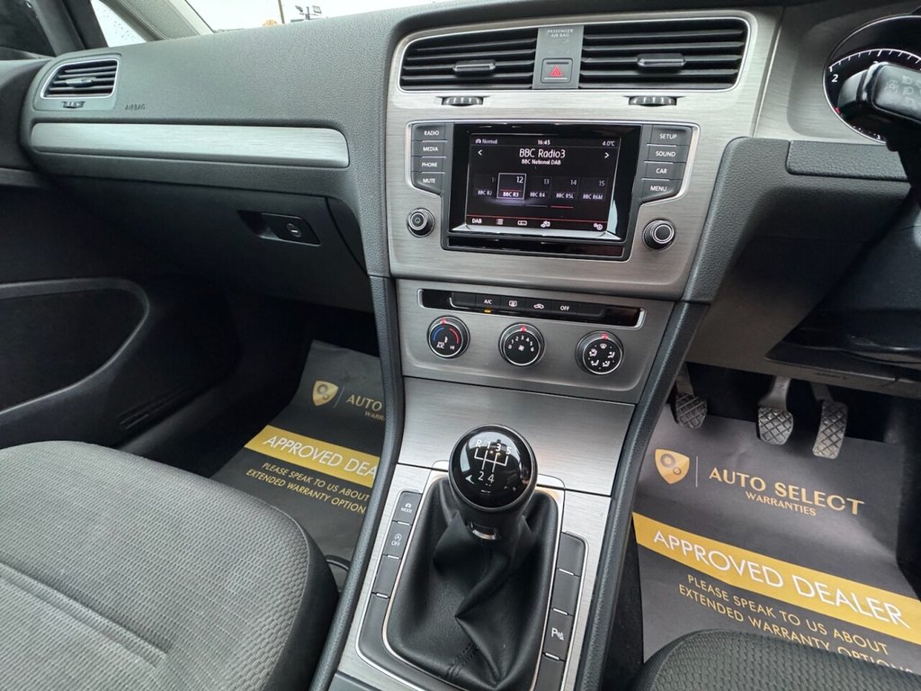 Used Volkswagen Golf 2015 for sale - 77609171: Photo 21