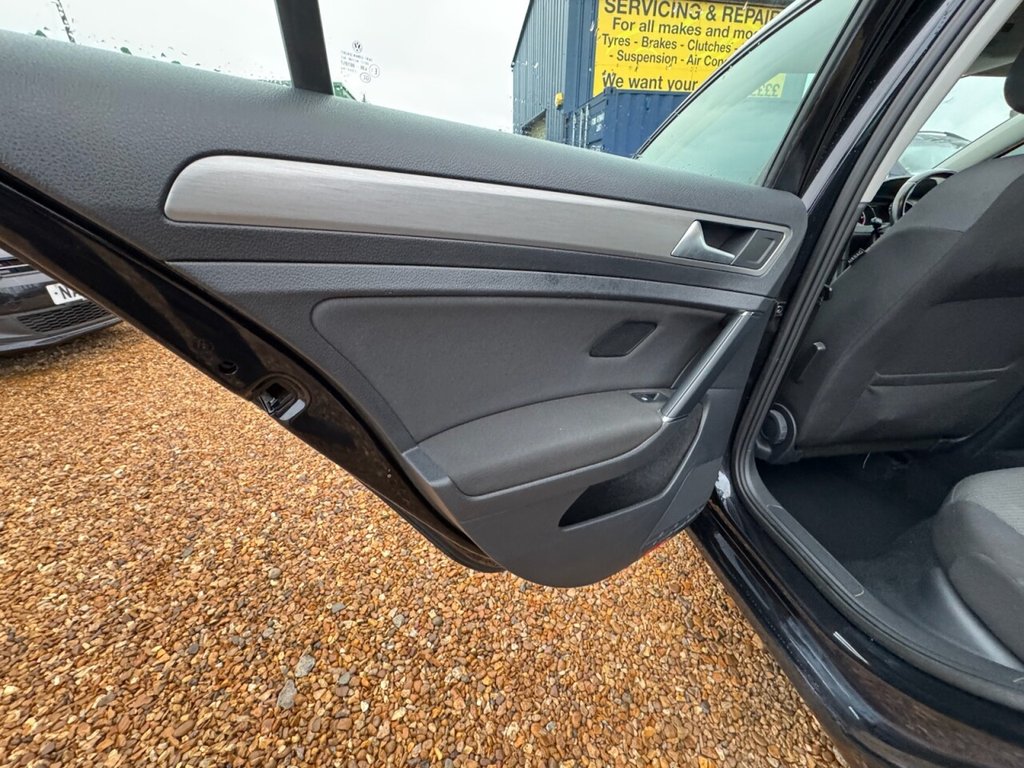 Used Volkswagen Golf 2015 for sale - 77609171: Photo 26