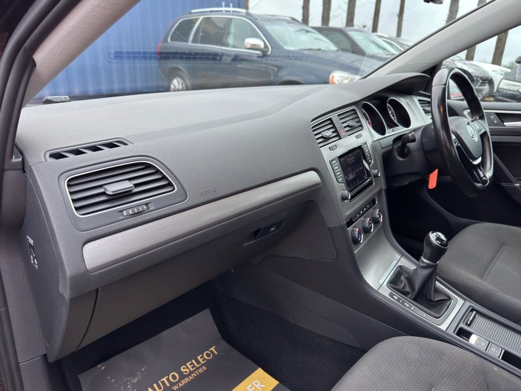 Used Volkswagen Golf 2015 for sale - 77609171: Photo 27