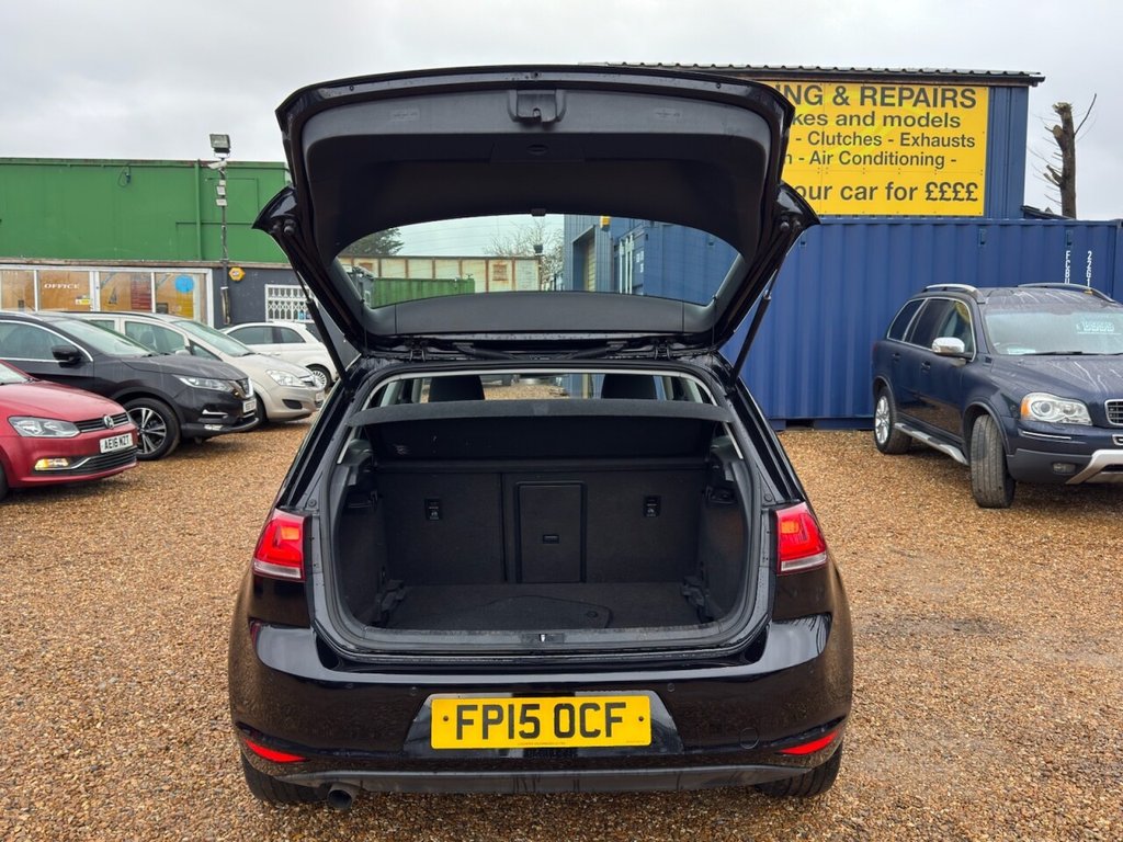 Used Volkswagen Golf 2015 for sale - 77609171: Photo 32