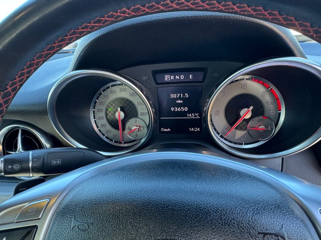 Used Mercedes-Benz SLK 2013 for sale - 77920203: Photo 11