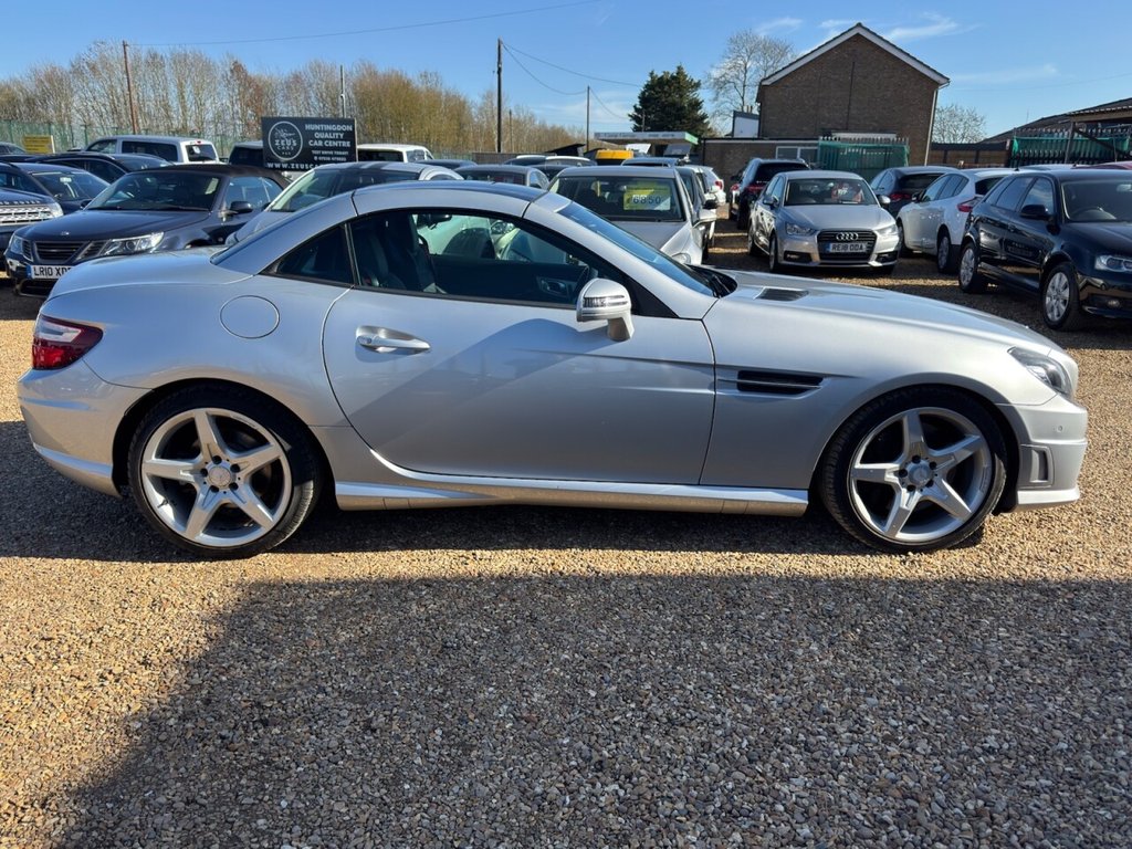 Used Mercedes-Benz SLK 2013 for sale - 77920203: Photo 16