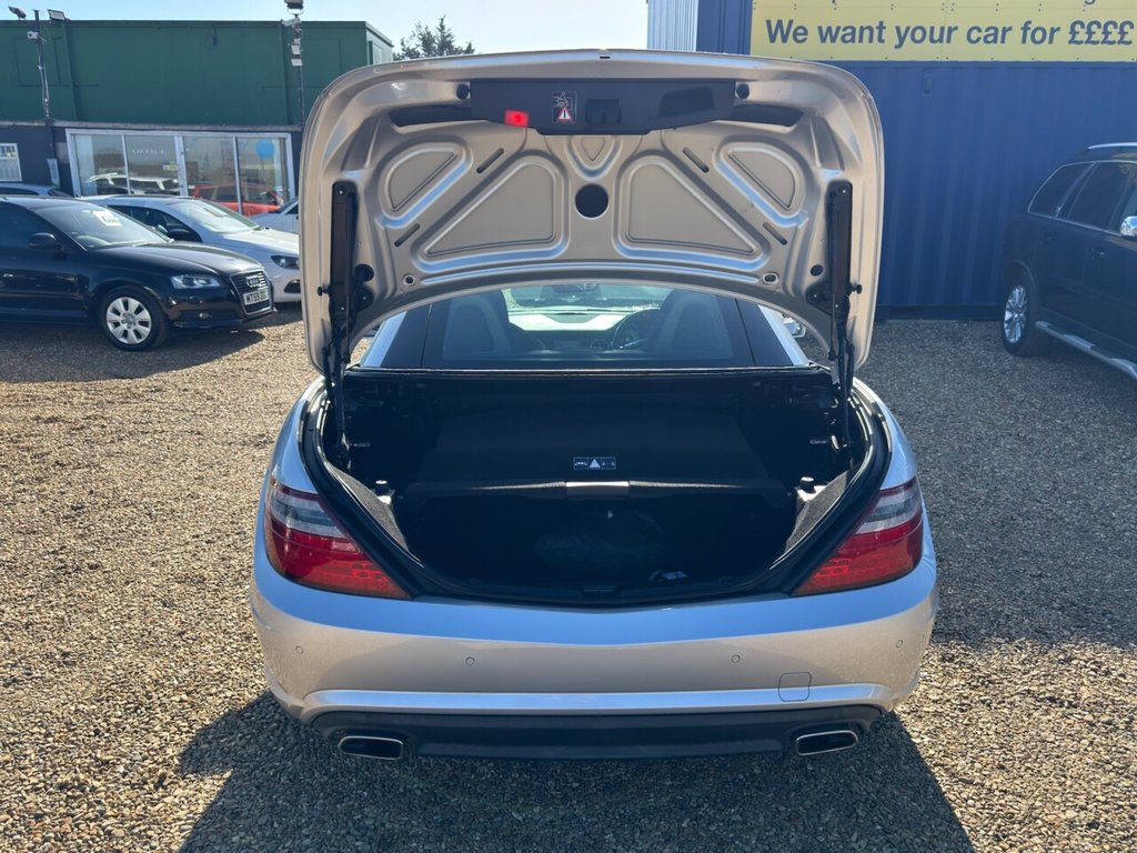 Used Mercedes-Benz SLK 2013 for sale - 77920203: Photo 40