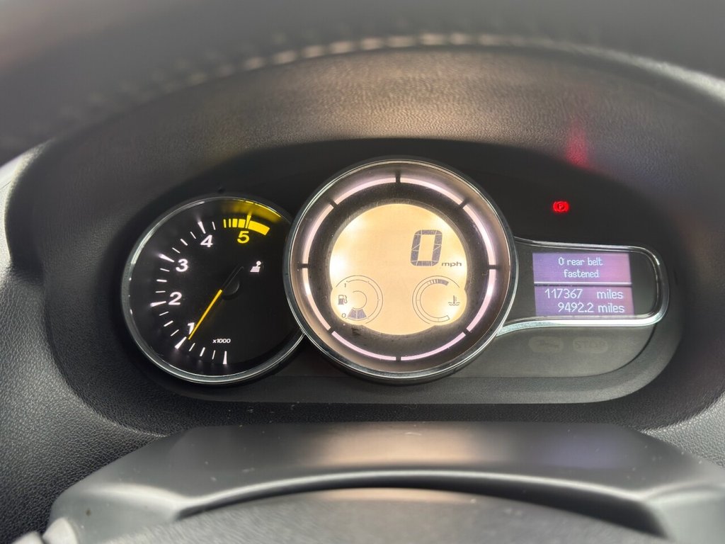 Used Renault Megane 2013 for sale - 76986273: Photo 11