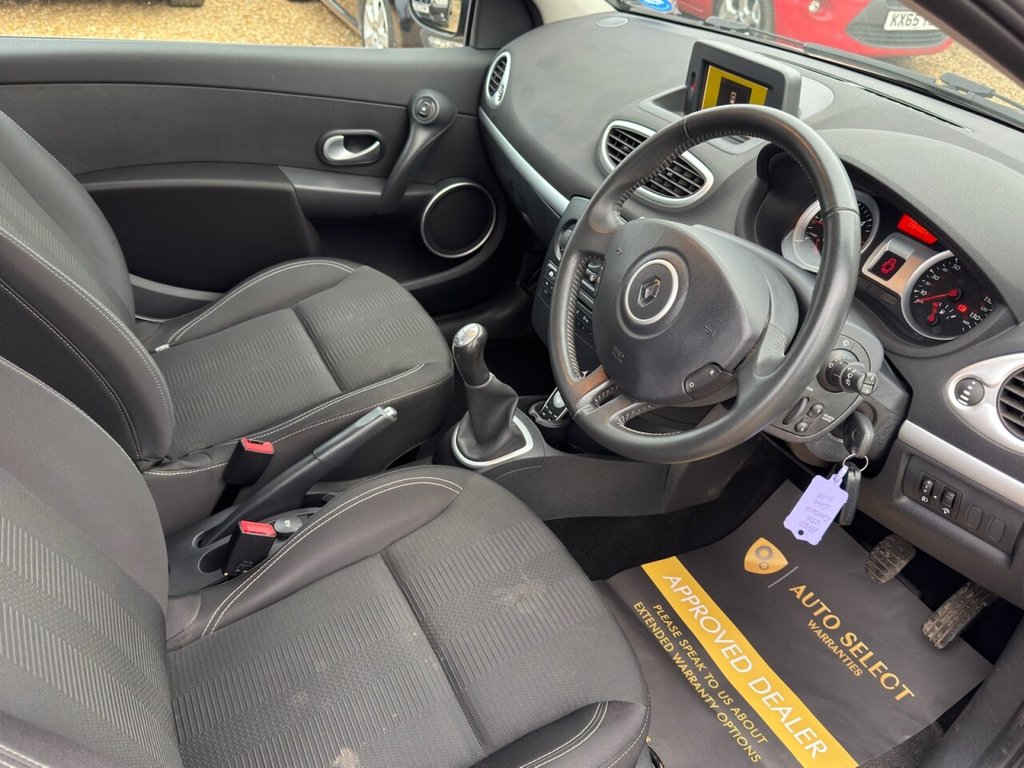 Used Renault Clio 2010 for sale - 77680805: Photo 12