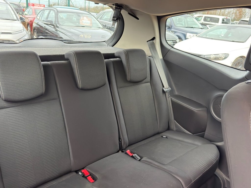 Used Renault Clio 2010 for sale - 77680805: Photo 26