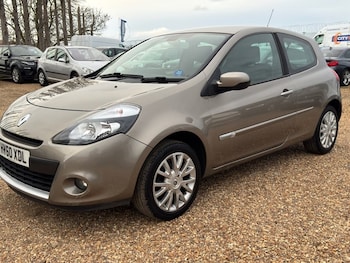 Used Renault Clio 2010 for sale - 77680805: Photo