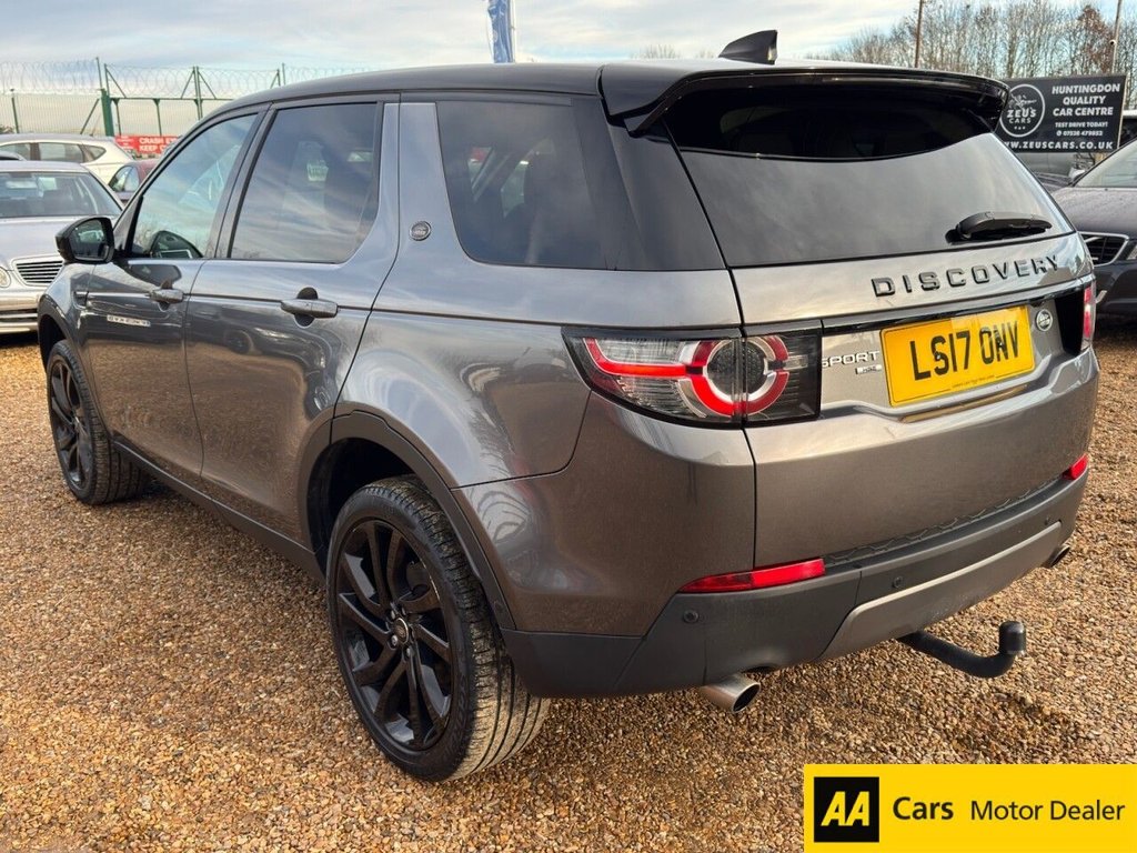 Used Land Rover Discovery Sport 2017 for sale - 77421762: Photo 4