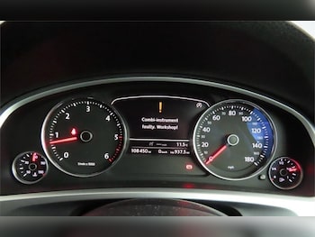 Used Volkswagen Touareg 2012 for sale - 79541471: Photo