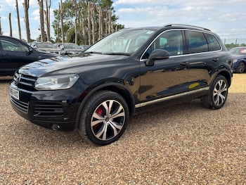 Used Volkswagen Touareg 2012 for sale - 79541471: Photo