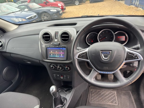 Used Dacia Sandero Stepway 2017 for sale - 76303999: Photo 22
