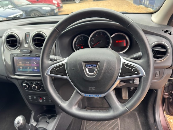 Used Dacia Sandero Stepway 2017 for sale - 76303999: Photo 23