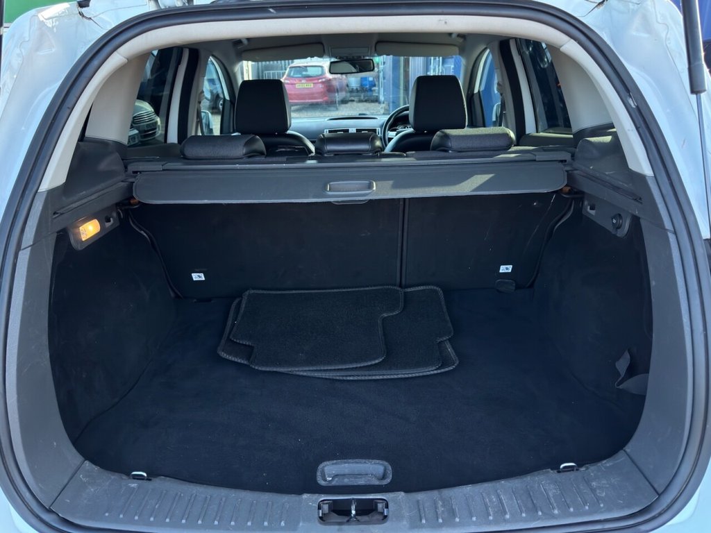 Used Ford Kuga 2012 for sale - 78117458: Photo 11