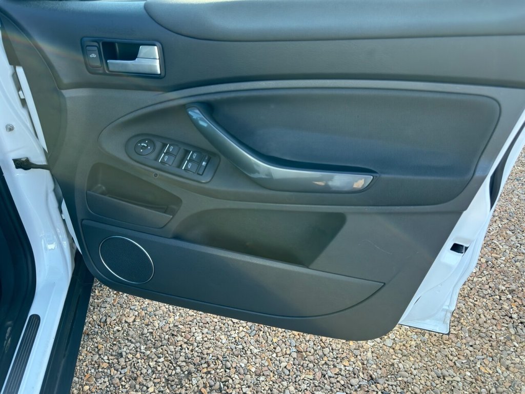 Used Ford Kuga 2012 for sale - 78117458: Photo 12