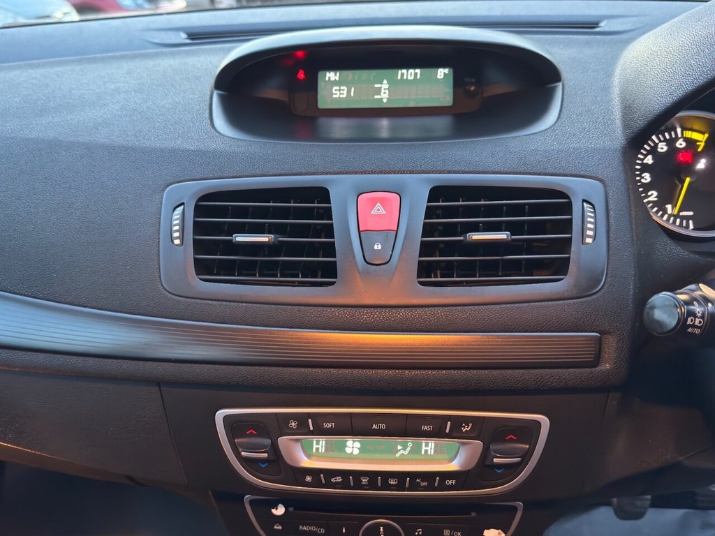 Used Renault Megane 2010 for sale - 76950461: Photo 21