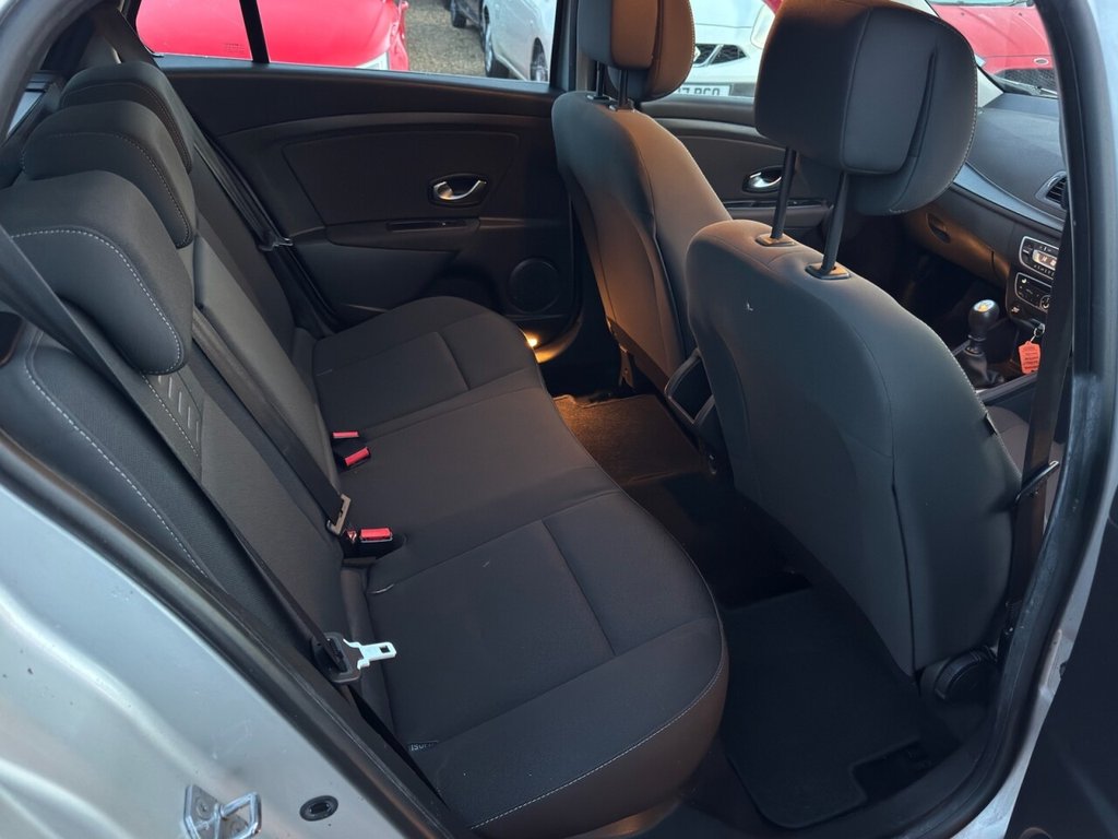 Used Renault Megane 2010 for sale - 76950461: Photo 25