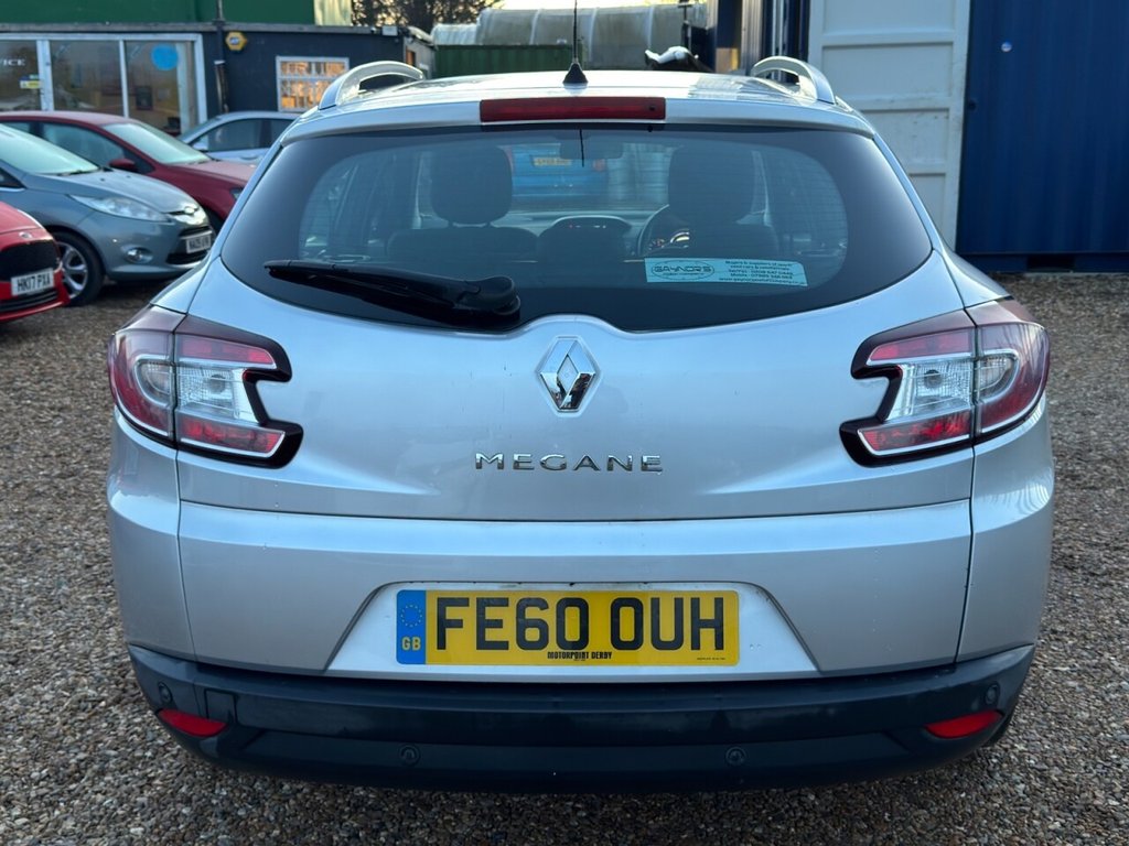 Used Renault Megane 2010 for sale - 76950461: Photo 7
