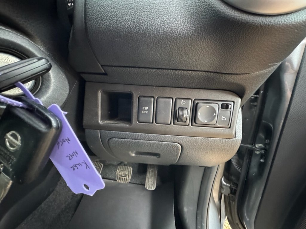 Vehicle 33