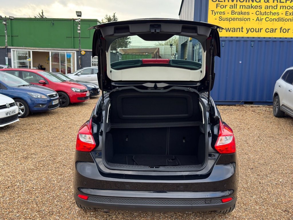 Used Ford Focus 2014 for sale - 76510103: Photo 14