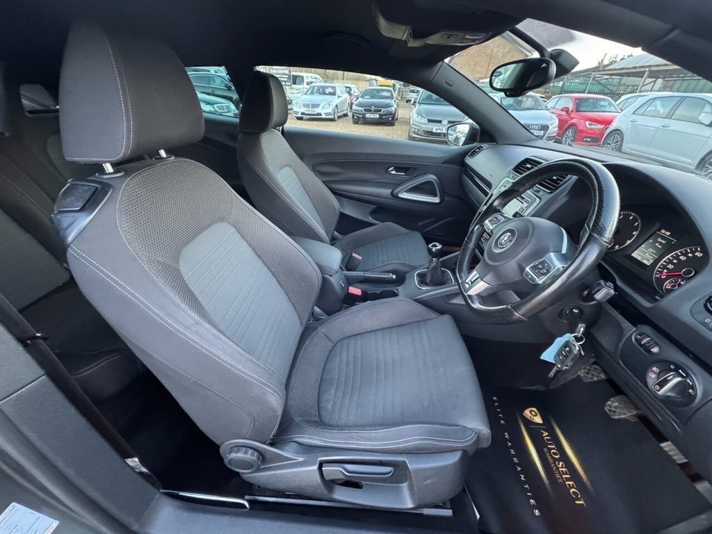 Used Volkswagen Scirocco 2011 for sale - 77153882: Photo 13