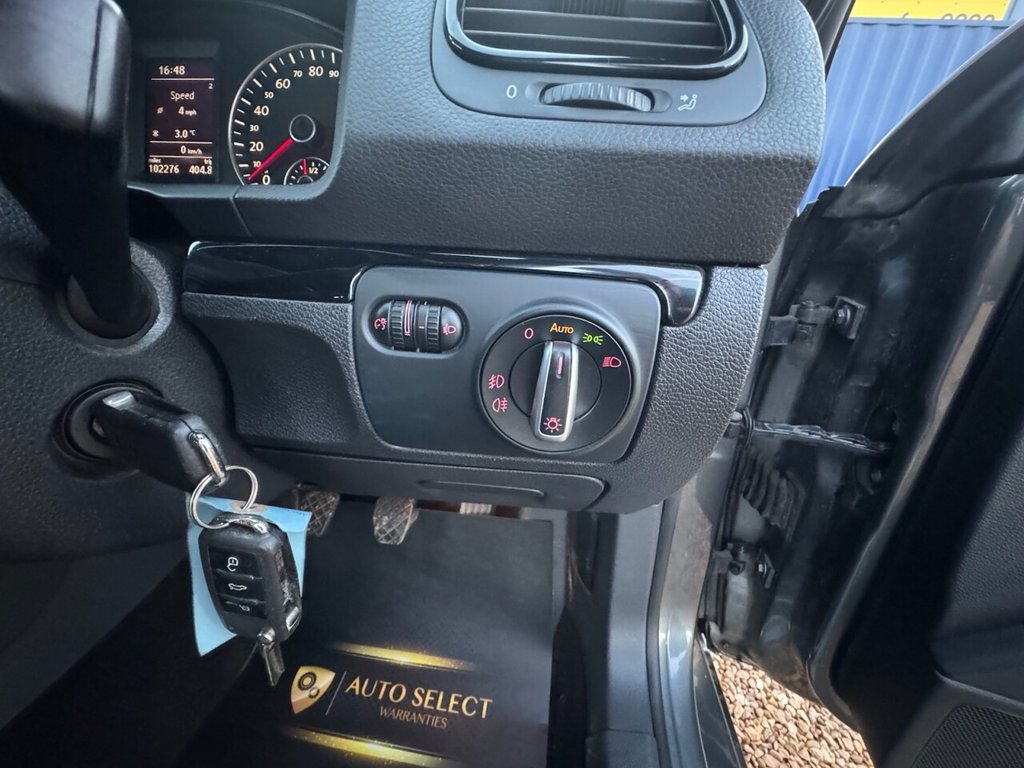 Used Volkswagen Scirocco 2011 for sale - 77153882: Photo 14