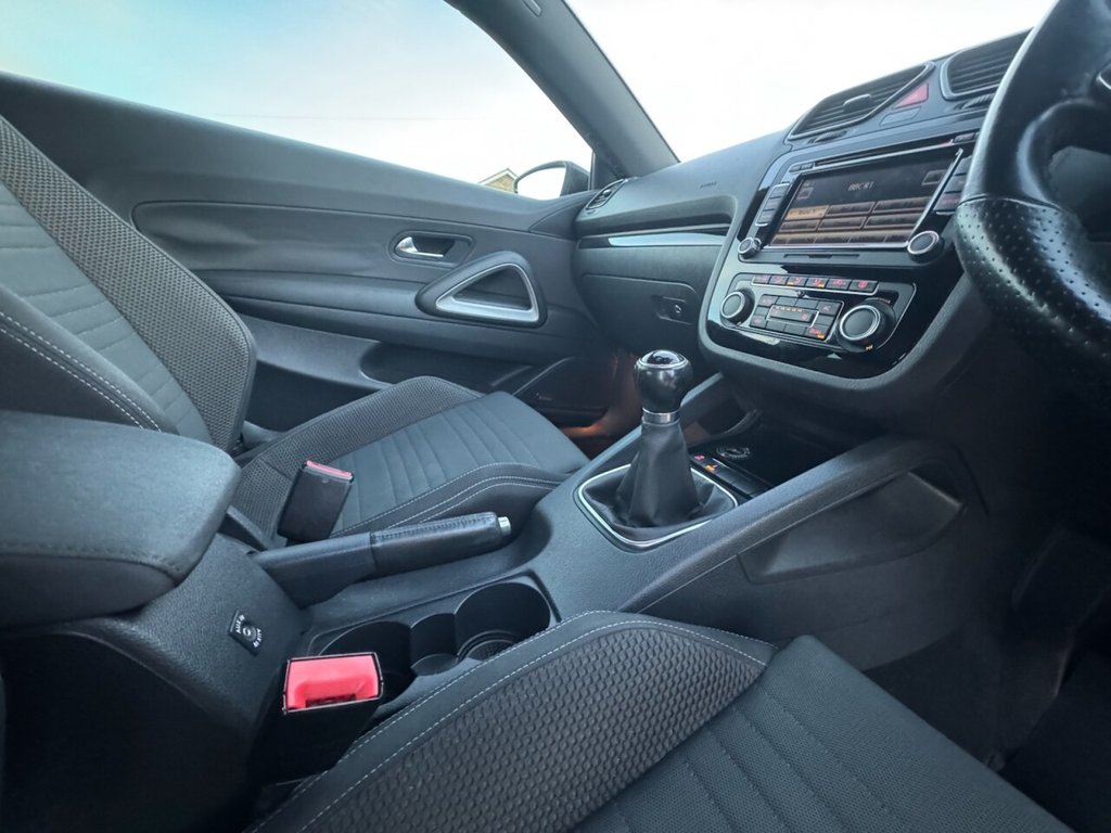 Used Volkswagen Scirocco 2011 for sale - 77153882: Photo 19