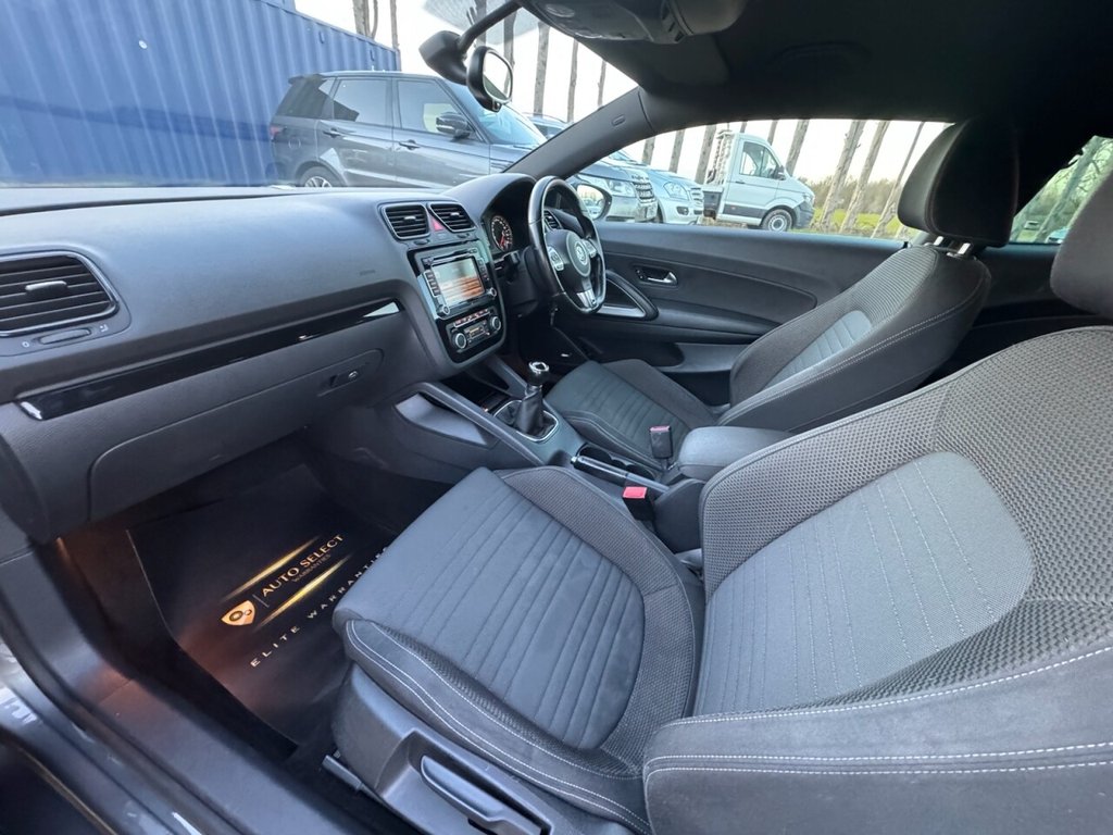 Used Volkswagen Scirocco 2011 for sale - 77153882: Photo 28