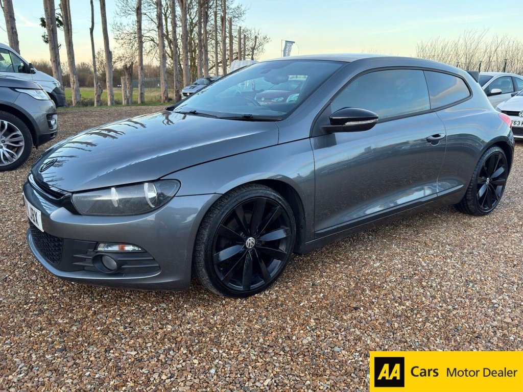 Used Volkswagen Scirocco 2011 for sale - 77153882: Photo 3