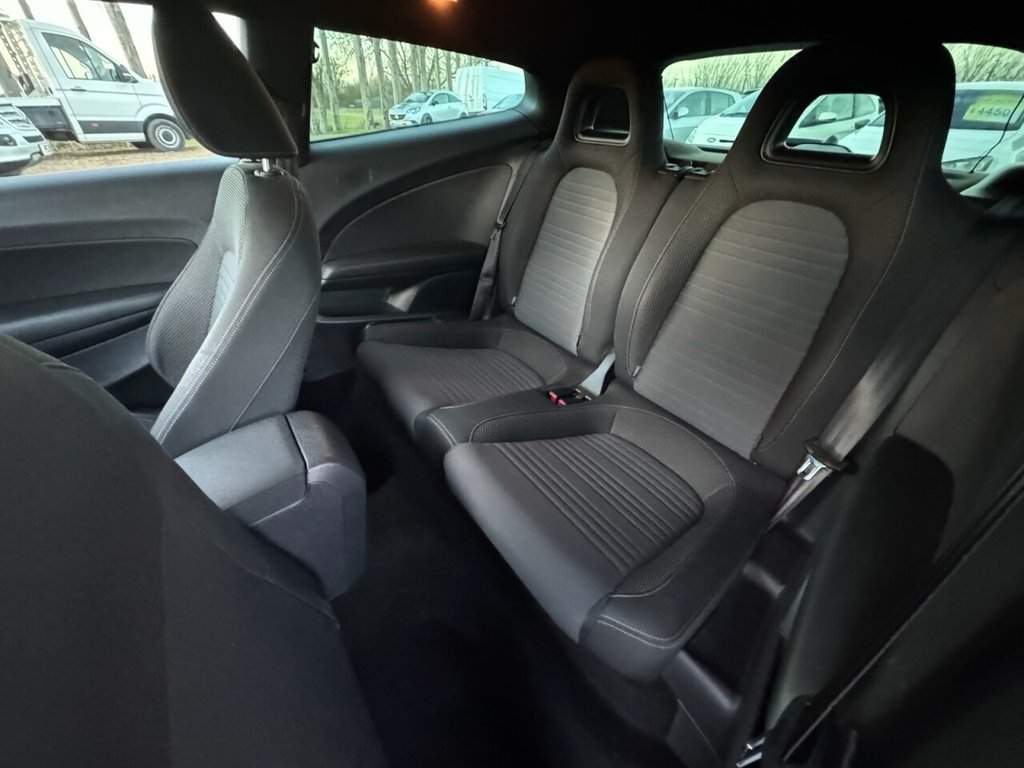 Used Volkswagen Scirocco 2011 for sale - 77153882: Photo 30