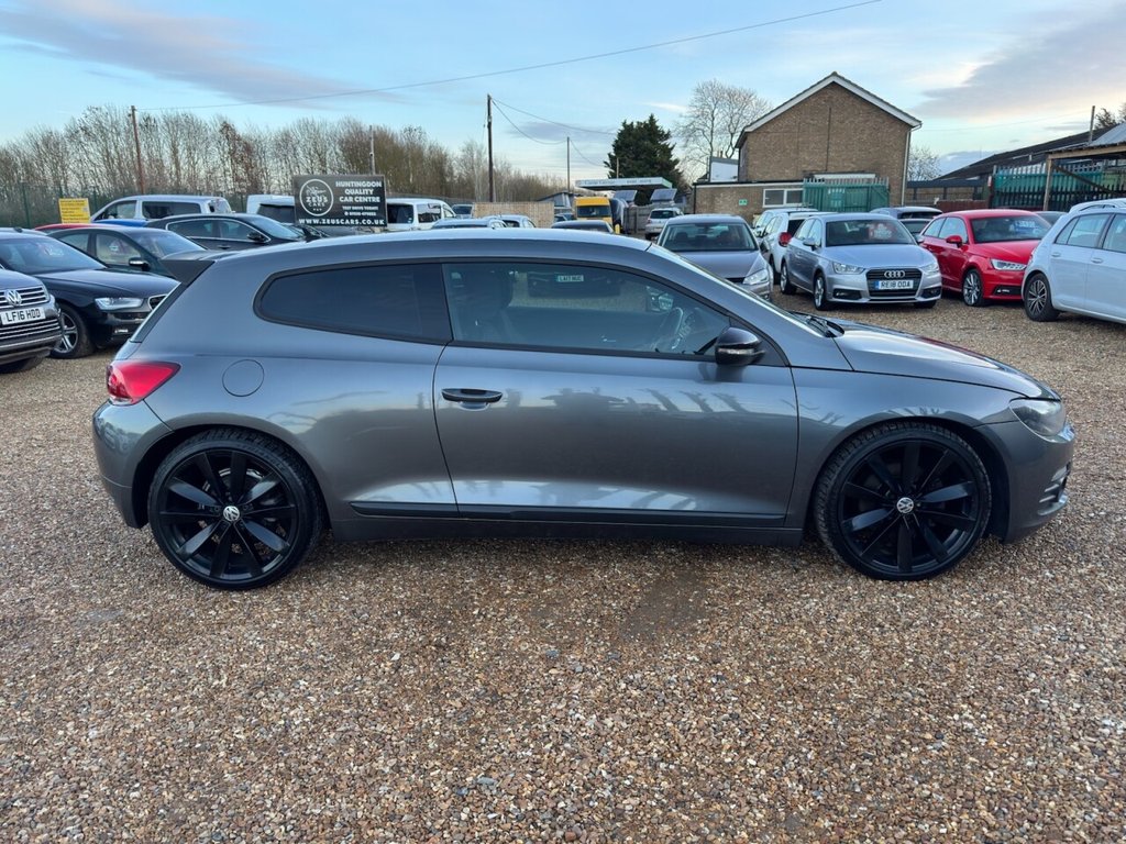 Used Volkswagen Scirocco 2011 for sale - 77153882: Photo 9
