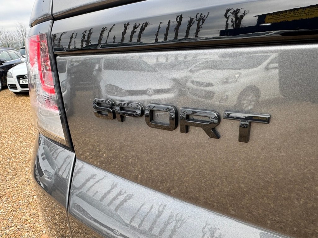 Used Land Rover Range Rover Sport 2016 for sale - 76642766: Photo 18