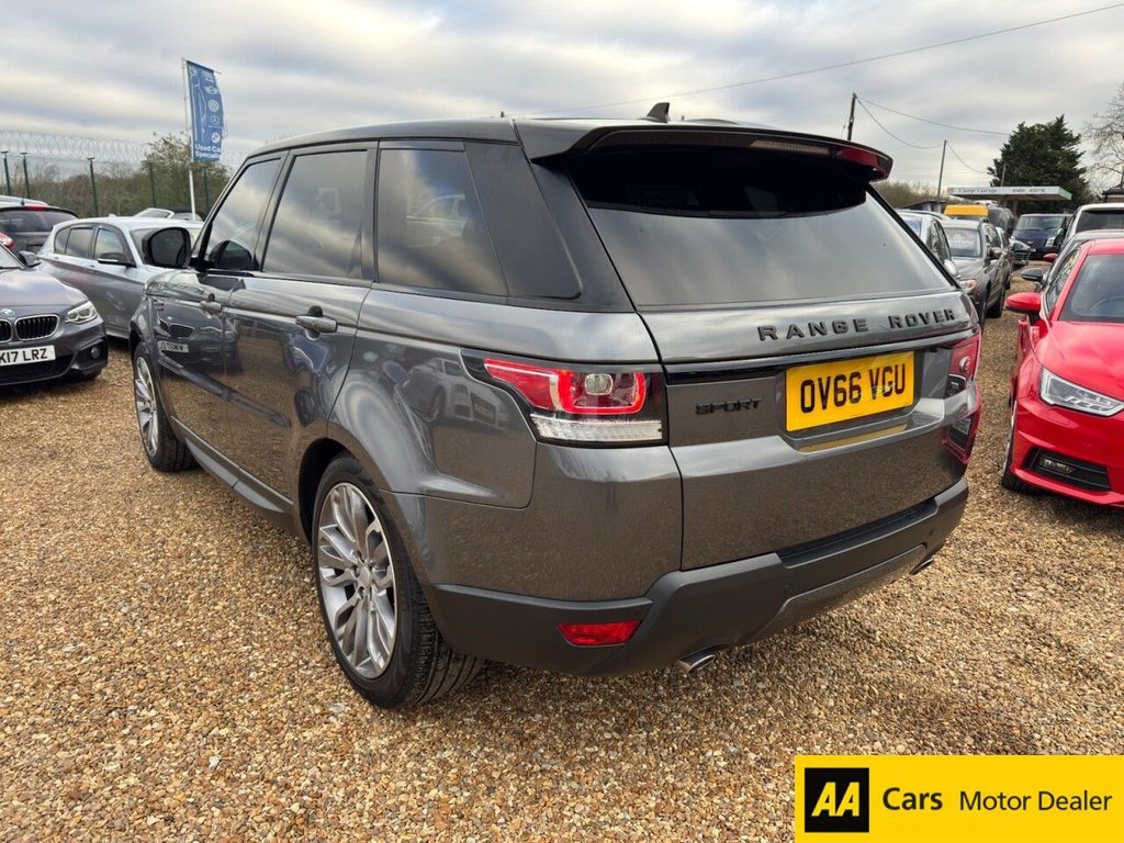 Used Land Rover Range Rover Sport 2016 for sale - 76642766: Photo 4