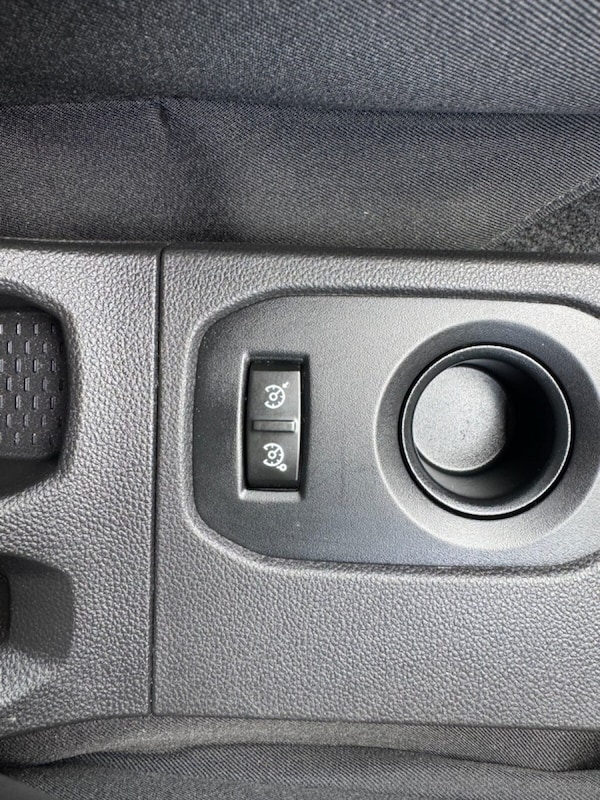 Used Dacia Duster 2019 for sale - 75359589: Photo 37