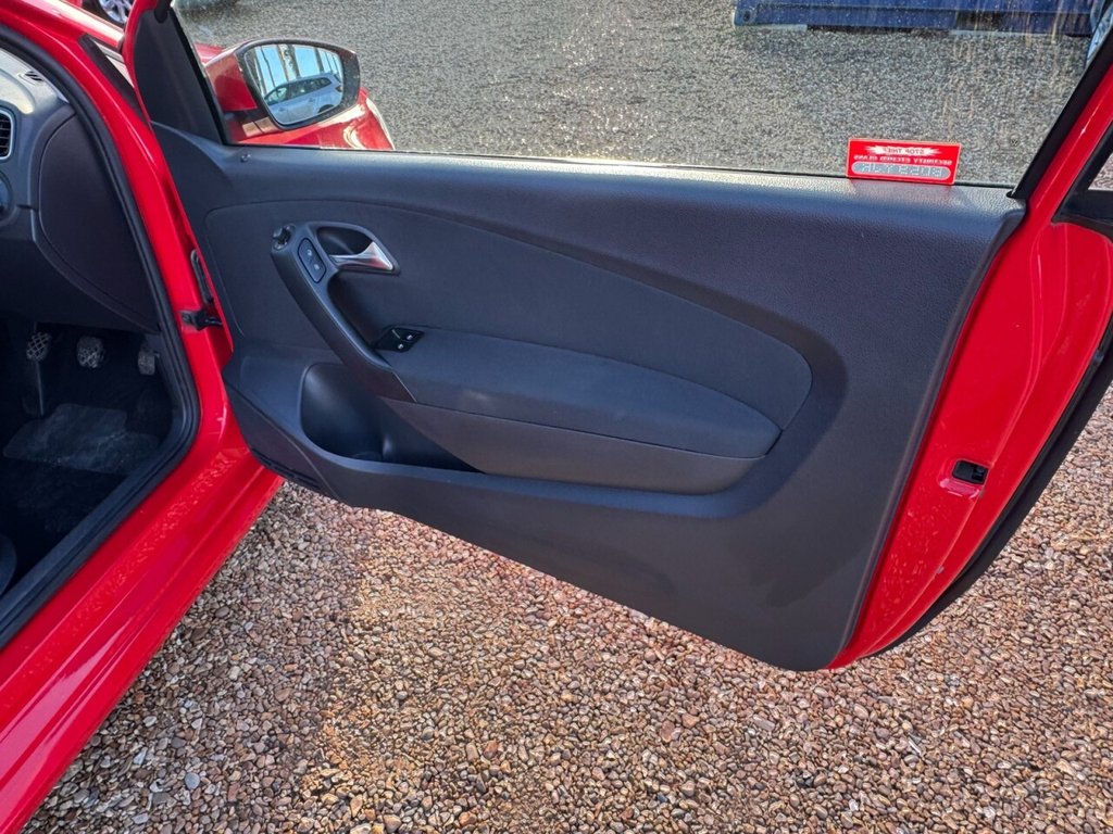 Used Volkswagen Polo 2009 for sale - 76901120: Photo 12