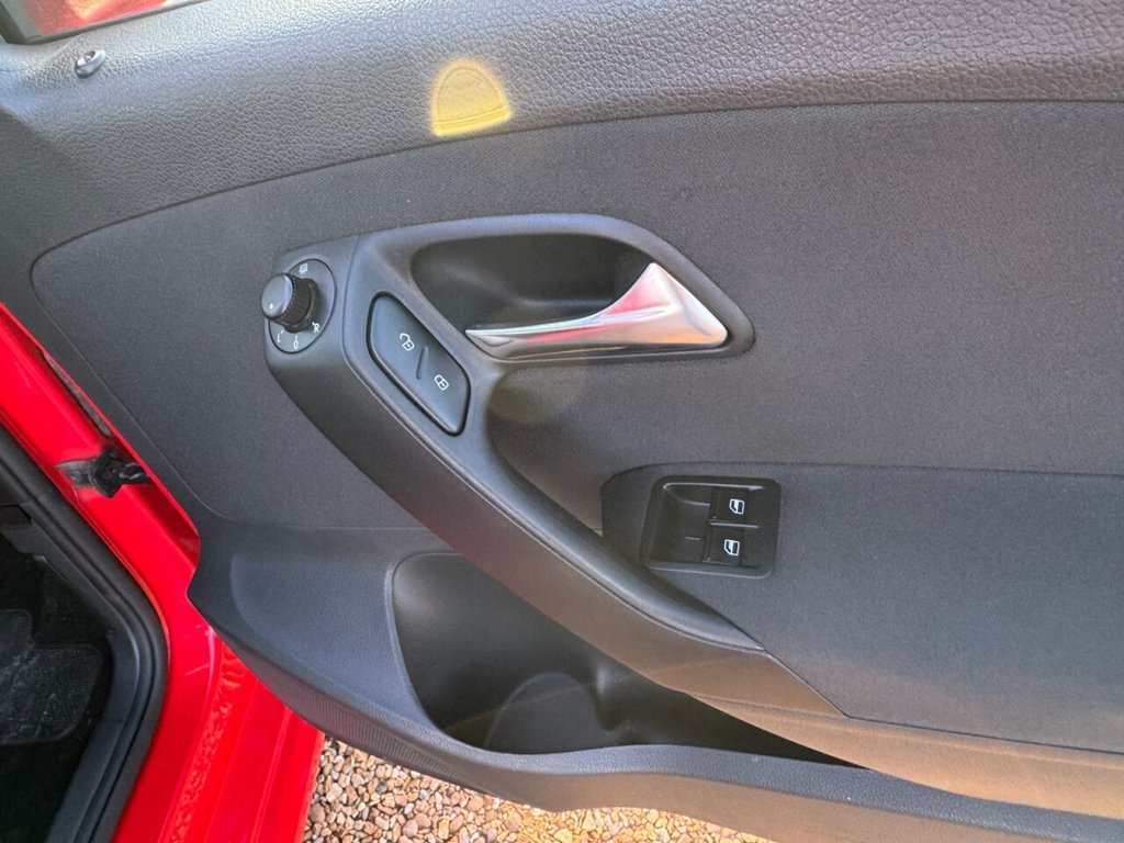 Used Volkswagen Polo 2009 for sale - 76901120: Photo 13