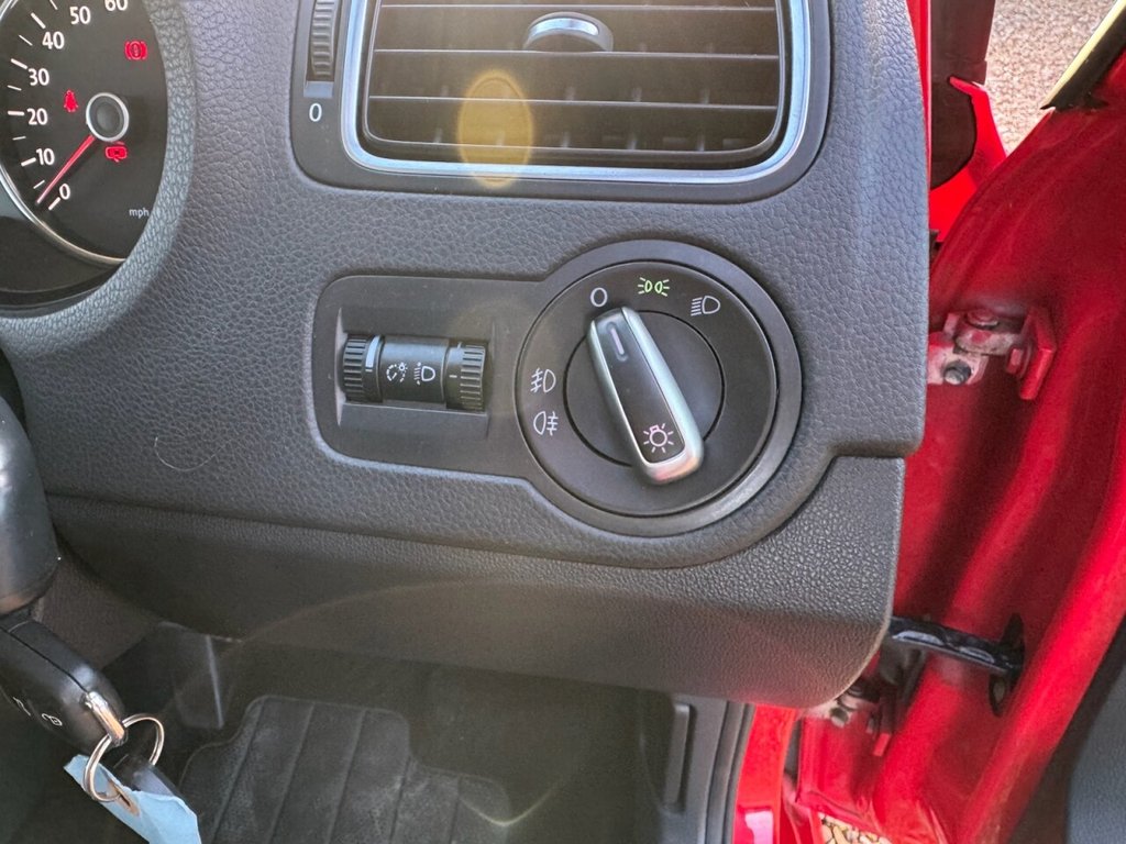 Used Volkswagen Polo 2009 for sale - 76901120: Photo 14