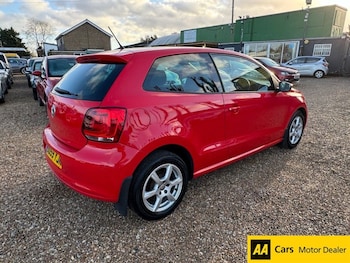 Used Volkswagen Polo 2009 for sale - 76901120: Photo