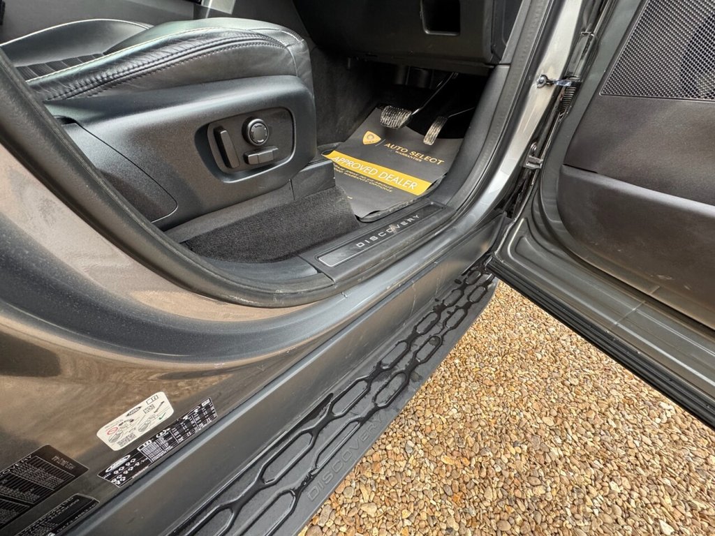 Used Land Rover Discovery 2017 for sale - 77588194: Photo 33