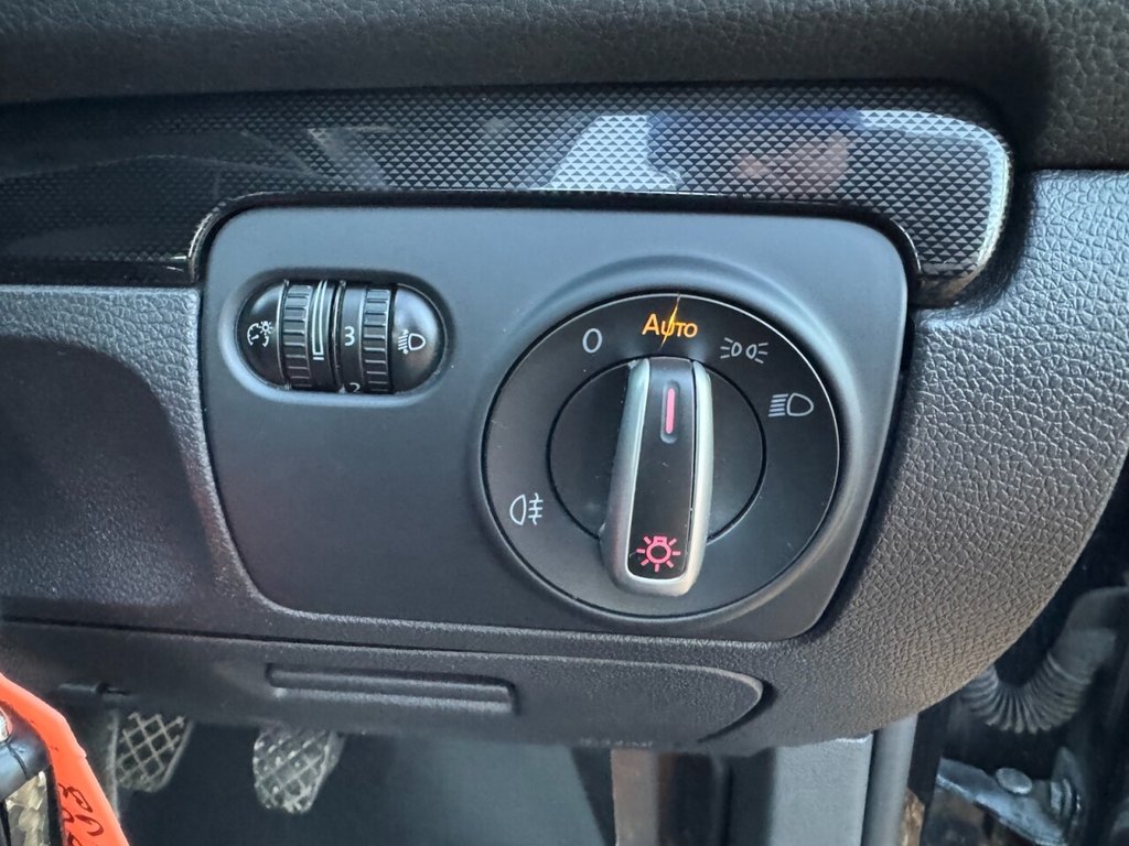 Used Volkswagen Golf 2011 for sale - 77227239: Photo 14