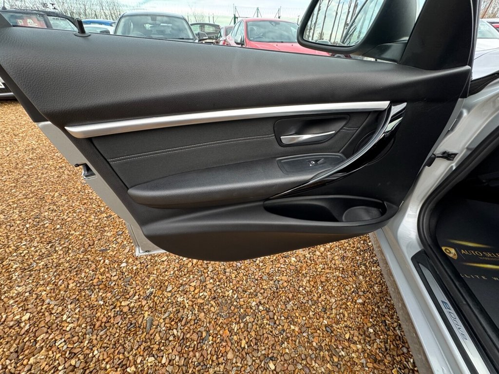 Used BMW 3 Series 2018 for sale - 76841293: Photo 40