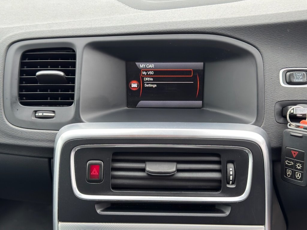 Used Volvo V60 2011 for sale - 77250755: Photo 17