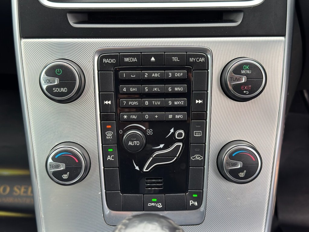 Used Volvo V60 2011 for sale - 77250755: Photo 20