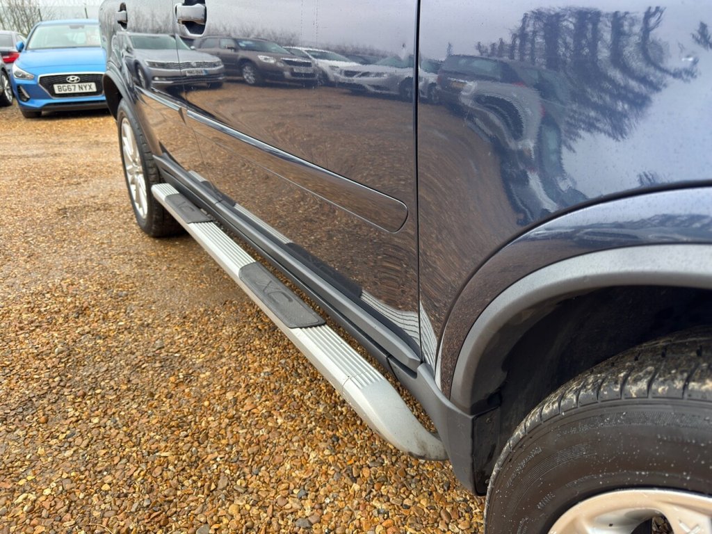 Used Volvo XC90 2011 for sale - 77457559: Photo 13