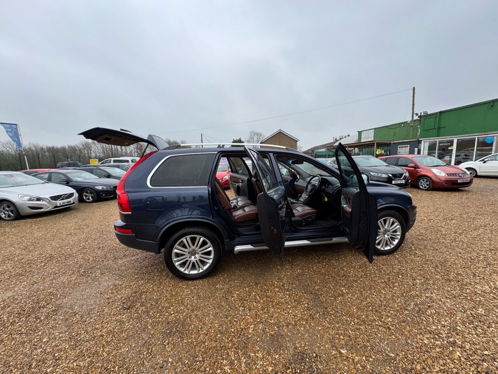 Used Volvo XC90 2011 for sale - 77457559: Photo 17